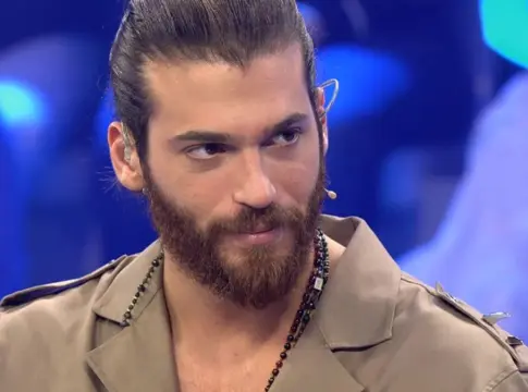 Telecinco da la sorpresa y estrena la esperada serie del actor Can Yaman | Fuente: Telecinco Telecinco da la sorpresa y estrena la esperada serie del actor Can Yaman