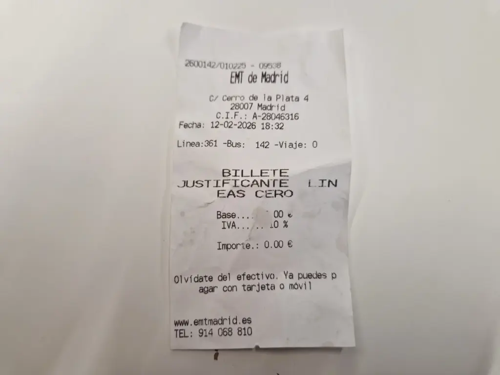 Ticket de autobús gratuito de la línea cero de Madrid