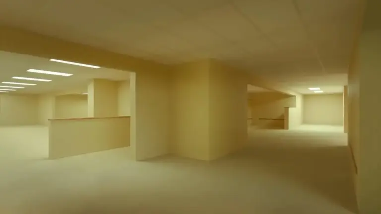 La película de terror 'Backrooms' se estrena en España: su director tiene 20 años y viene de YouTube