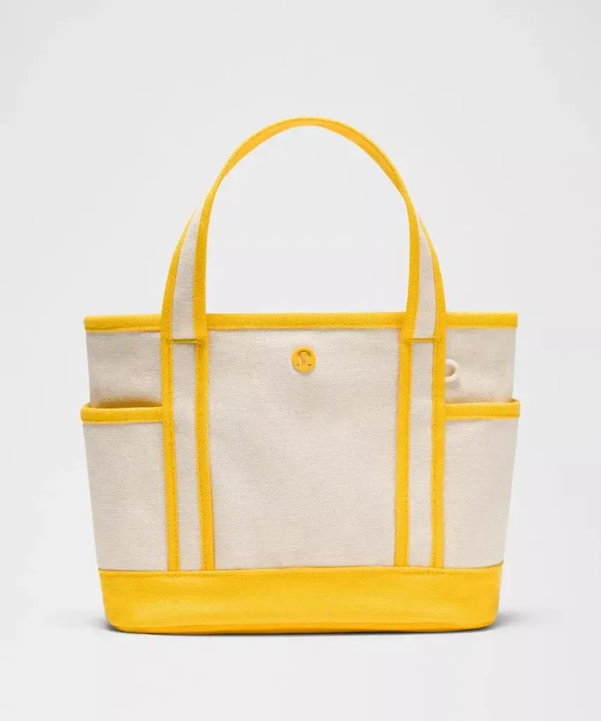 El bolso banana de Lululemon que te llevarás a la playa y a la oficina: se puede personalizar 1 bolso banana lululemon