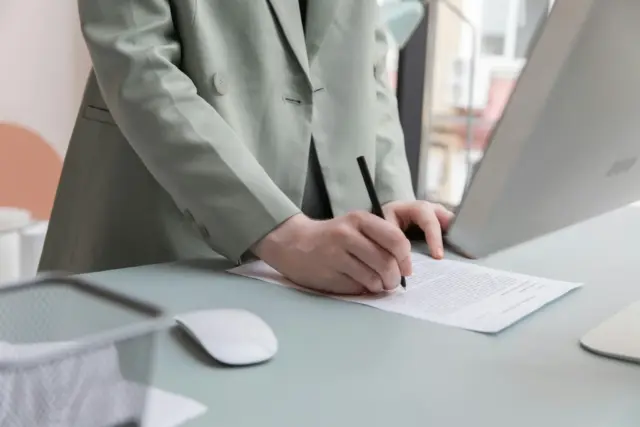 Ayudas empleo juvenil de hasta 5.500 euros: cómo solicitarlas