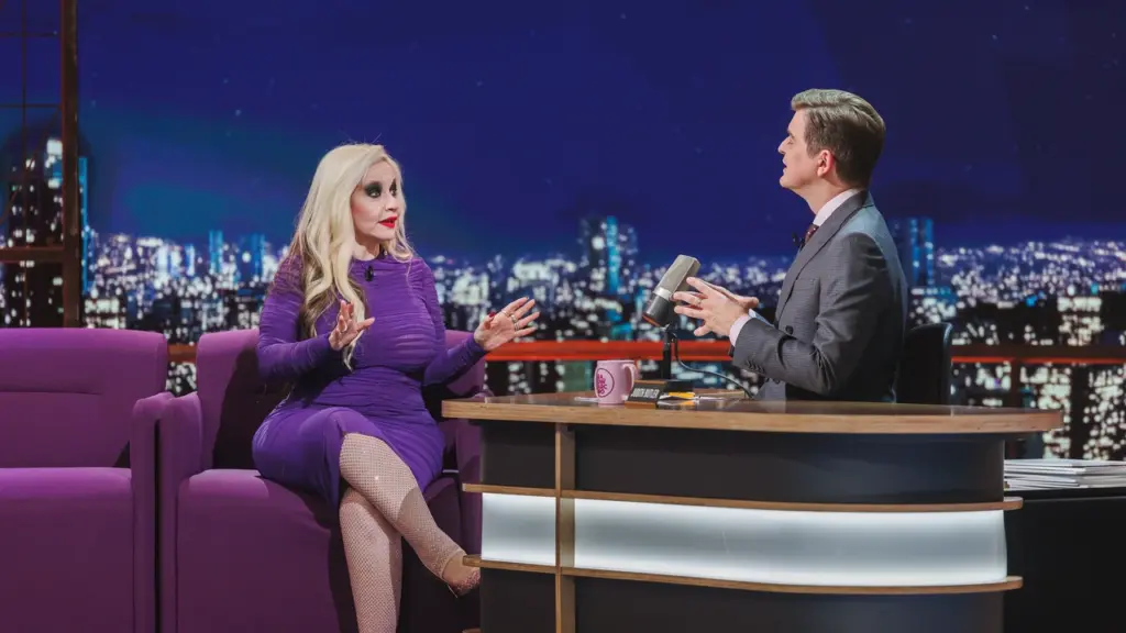 ¿Con quién fue infiel? La sorprendente confesión de Alaska que sacudió el plató en 'Cara al Show' 1 Los detalles de una infidelidad que se convirtió en clamor popular