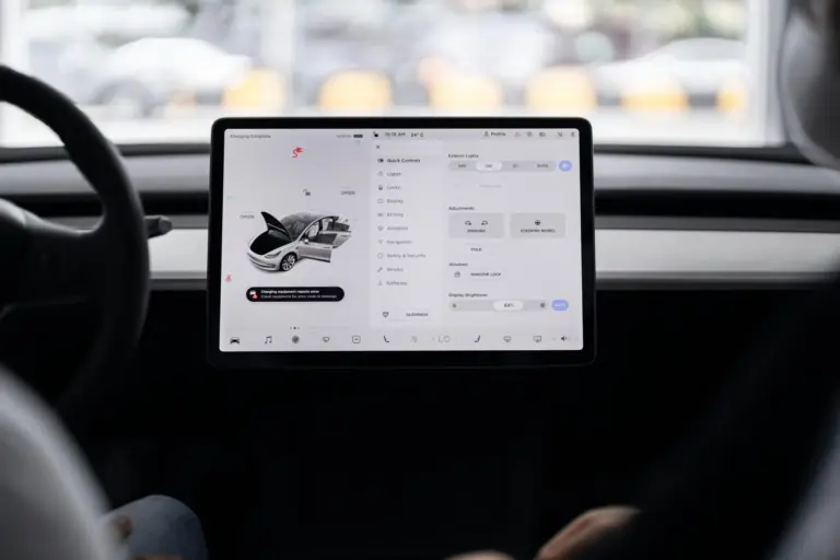 Gemini se mete en tu coche: Google lleva su IA al volante