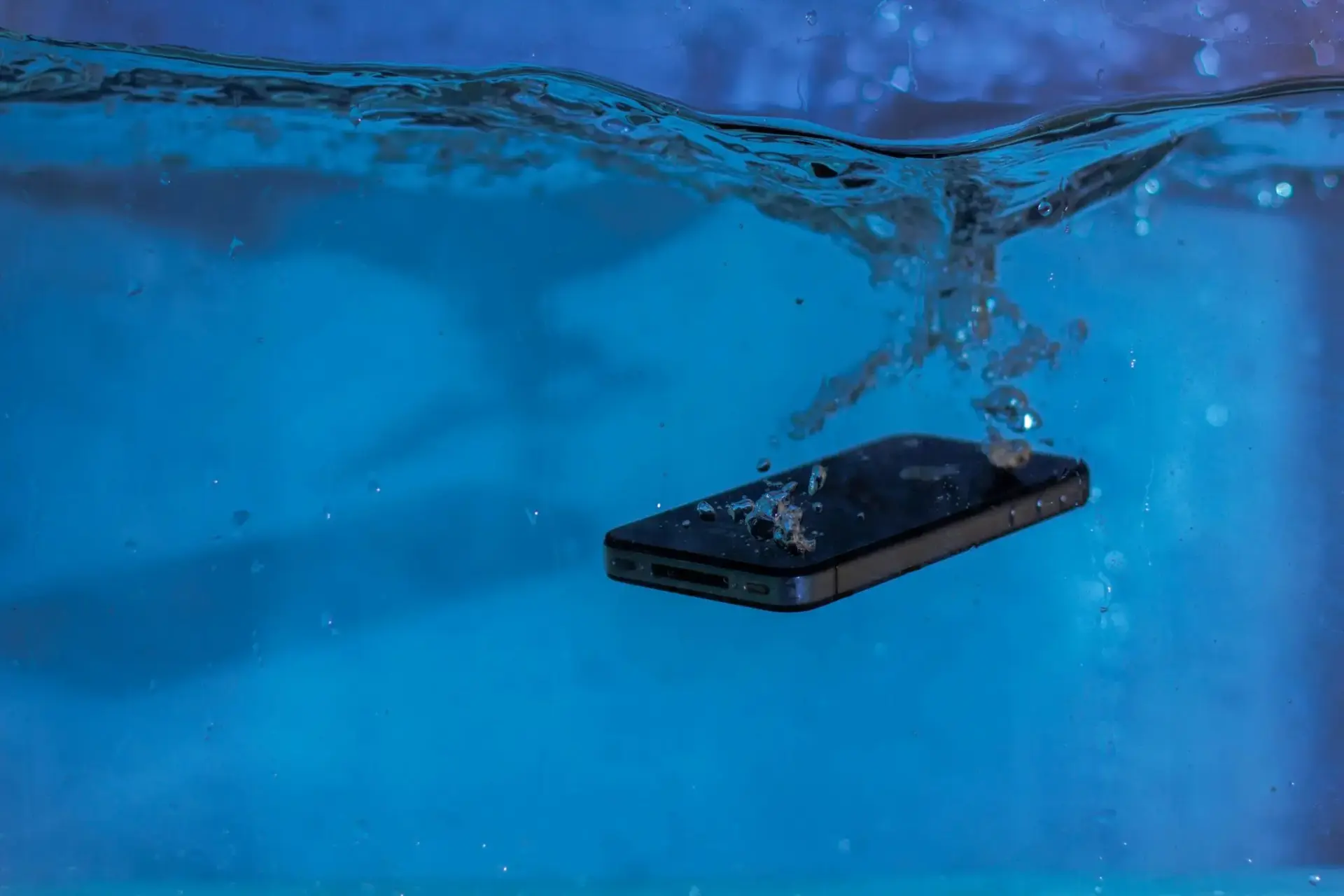 hyperos-4-diseno-liquid-glass-xiaomi-portada HyperOS 4 diseño
