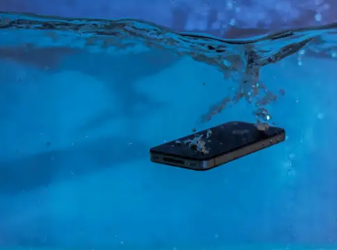 hyperos-4-diseno-liquid-glass-xiaomi-portada HyperOS 4 diseño