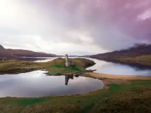 isla artificial Escocia neolítico