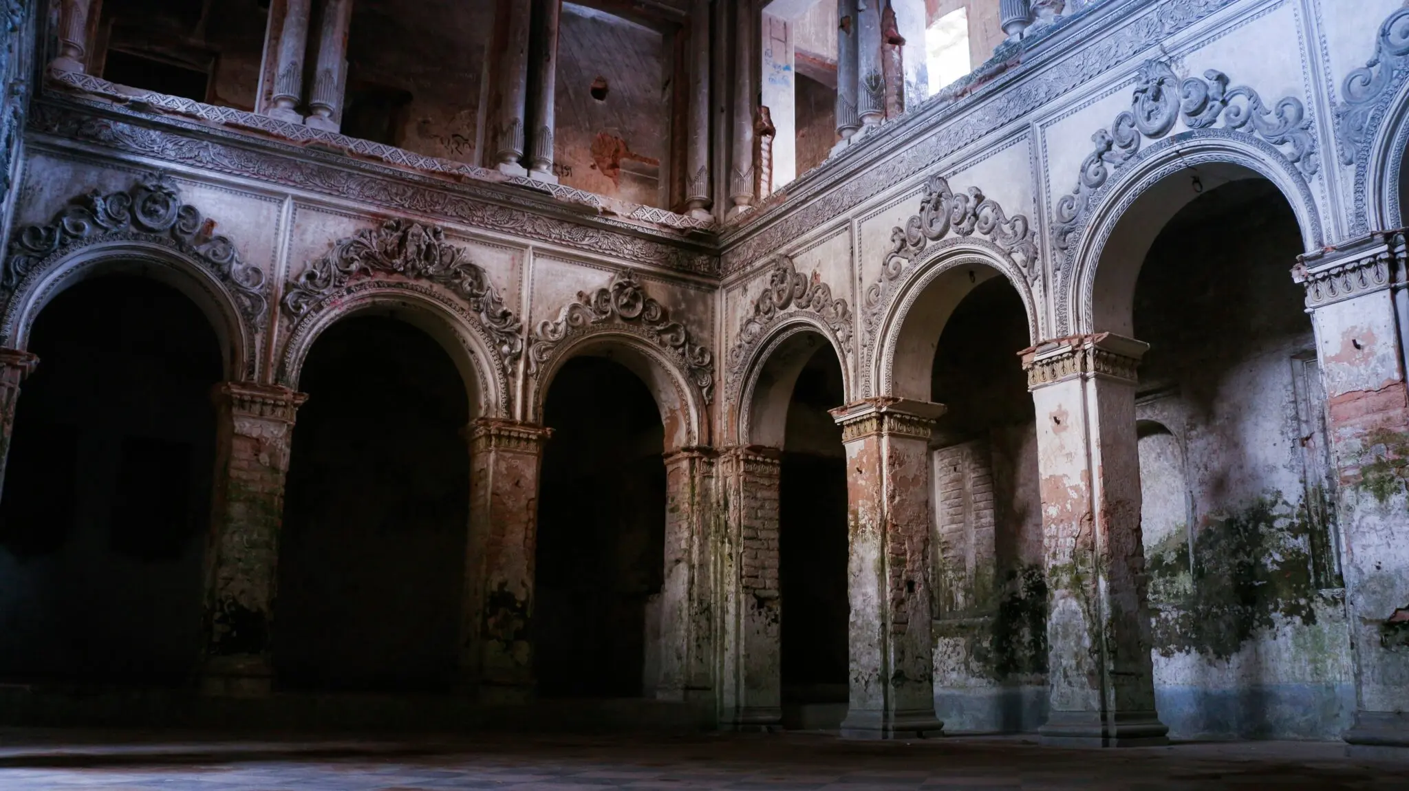 Los lugares abandonados más espectaculares: Pakistán y Lombardía 2 ruinas históricas del mundo