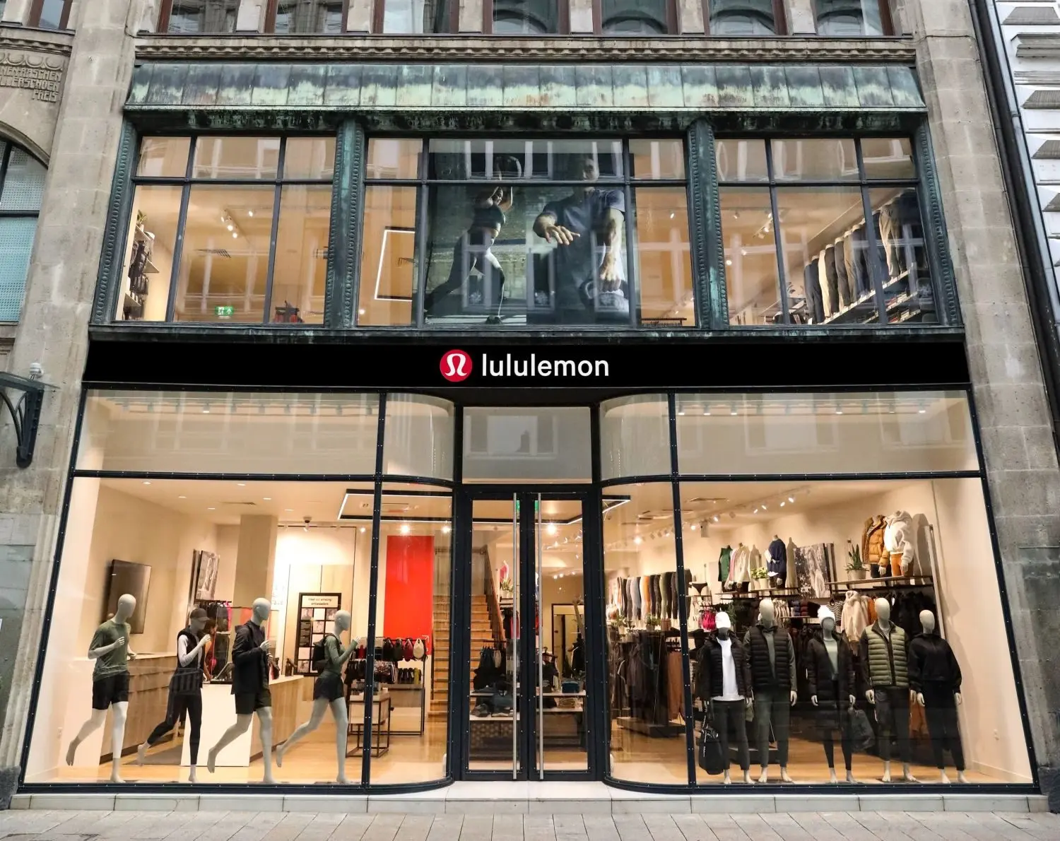 lululemon Lululemon