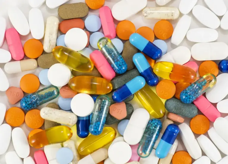 El Instituto Coordenadas señala que el Ministerio de Sanidad retrasa y restringe el acceso a medicamentos innovadores
