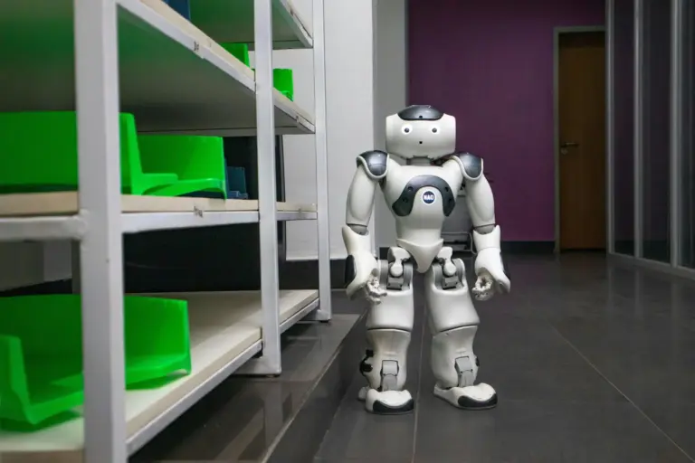 Meta compra una startup de robótica para meterse en humanoides