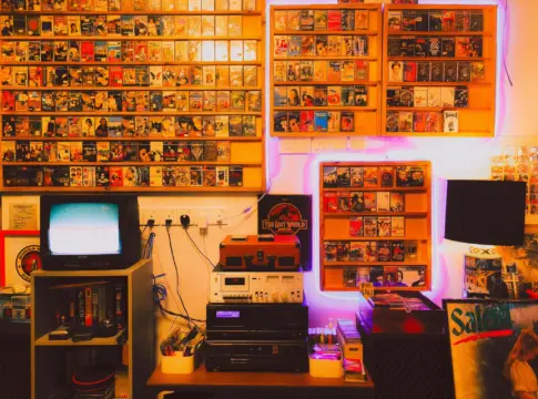mixtape-arrasa-metacritic-93-indie-portada Mixtape videojuego