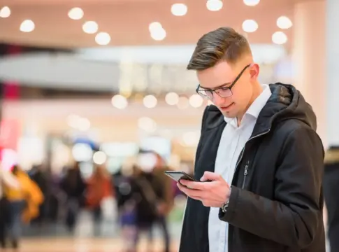El botón oculto de Android para mandar los números comerciales a la lista negra sin descolgar El botón oculto de Android para mandar los números comerciales a la lista negra sin descolgar