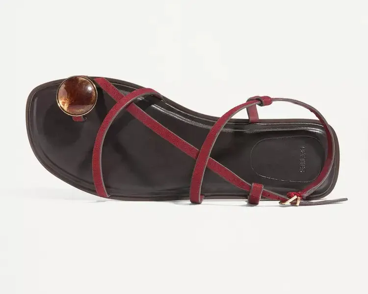 Las sandalias egipcias de Lefties que arrasan: diseño joya, boho y menos de 20€ 1 sandalias egipcias lefties