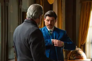 ‘La Promesa’: El insólito chantaje del duque de Carril rompe a los Luján