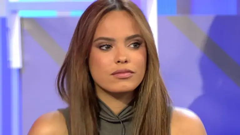 Gloria Camila estrena look afro y suelta el zasca a sus haters: 'Me he esforzado en estar más morena'