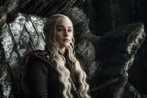 "Fue intolerable": Emilia Clarke destapa su indignación total con el desenlace de 'Juego de tronos'
