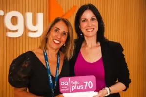 Azucena García, directora gerente de la Fundación Bequal y María José Sánchez, directora de Diversidad, Cultura y Liderazgo de Naturgy.