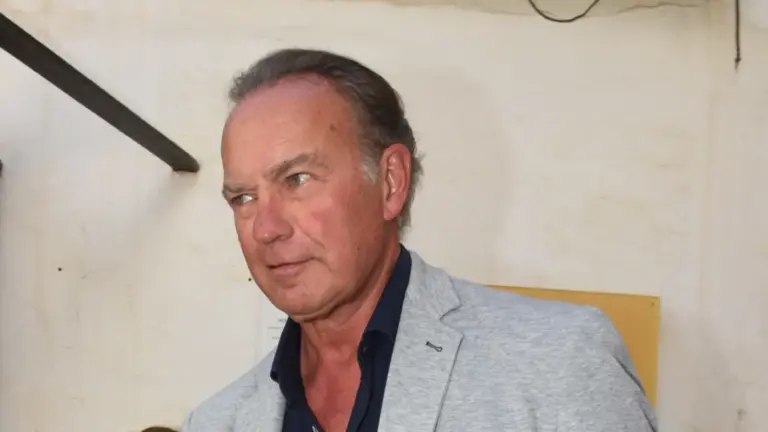 Facua denuncia a la teleco de Bertín Osborne por estafa y publicidad engañosa