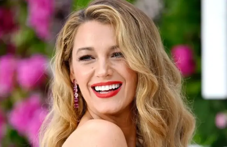 La ausencia de Blake Lively en la boda de Taylor Swift enciende las teorías de distanciamiento
