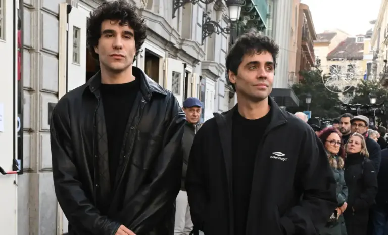 Los Javis rompen su silencio sobre la separación: primera entrevista juntos y 'La bola negra' a la vista