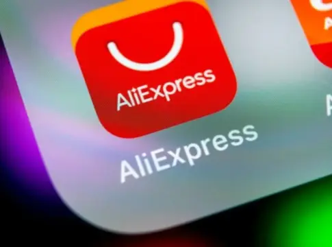 El chollo definitivo en portabebés con cuatro posturas y soporte hasta 20 kg por solo 13 euros en AliExpress | Fuente: AliExpress App Store El chollo definitivo en portabebés con cuatro posturas y soporte hasta 20 kg por solo 13 euros en AliExpress