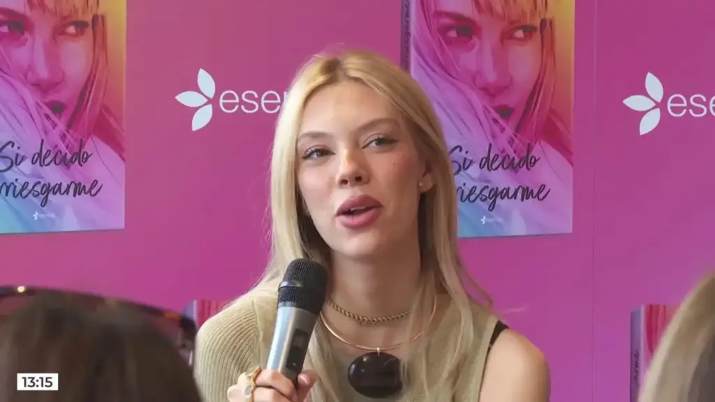 "Llegan cosas nuevas": Alejandra Rubio toma un rumbo profesional totalmente inesperado 3 El revelador manuscrito que confirma el próximo proyecto de Alejandra Rubio
