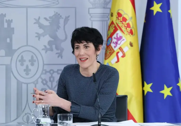 El Gobierno rectifica y retira los recortes en la ayuda a hijos enfermos