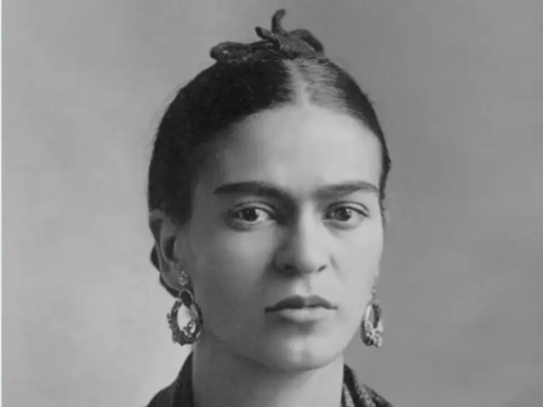 La Tate Modern inaugura 'Frida: la creación de un icono', la exposición que analiza el fenómeno global de Frida Kahlo