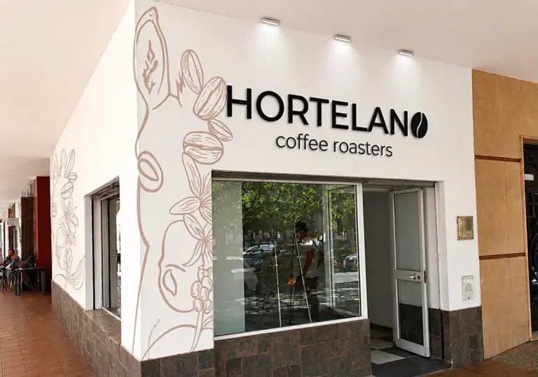 Abre en Huelva el Hortelano Coffee Roasters, el primer tostadero de café de especialidad para llevar