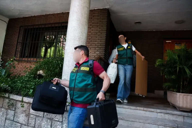 La 'cloaca del PSOE' que la UCO atribuye a Cerdán y Leire Díez: así operaba para proteger a Sánchez