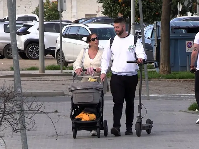 Un "zarandeo violento" causó las lesiones de la hija de Anabel Pantoja: El informe acorrala a David Rodríguez 3 La versión del padre frente a la contundencia de los especialistas