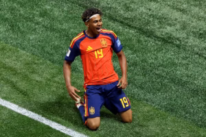 Lamine Yamal marca su primer gol en un Mundial y rompe 299 minutos de sequía