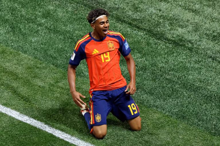 Lamine Yamal marca su primer gol en un Mundial y rompe 299 minutos de sequía
