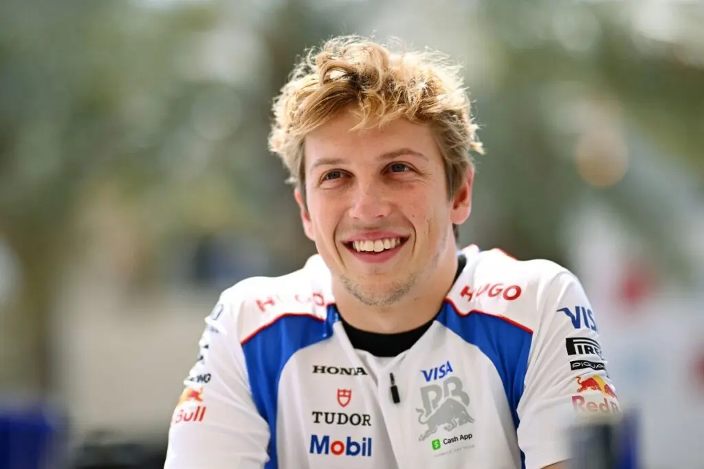Liam Lawson rompe su silencio: 'Tuve que silenciarlo todo' por el odio en redes en F1