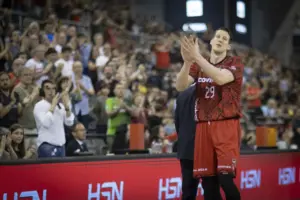 Luka Bozic se queda sin MVP de la ACB y señala a la política: 'Hay cosas contra las que no se puede luchar'
