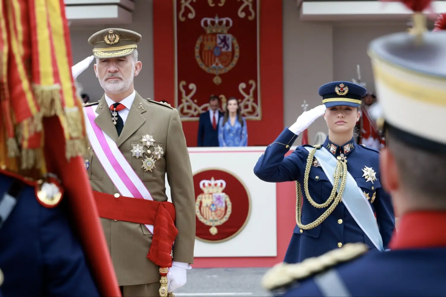 “Nunca ha pasado esto”: Se cae la bandera de España y la reacción de Felipe VI se vuelve viral | Fuente: Casa de S.M el Rey “Nunca ha pasado esto”: Se cae la bandera de España y la reacción de Felipe VI se vuelve viral