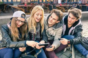 La alimentación de la Generación Z: adiós al fast food, hola a las nuevas formas de comer