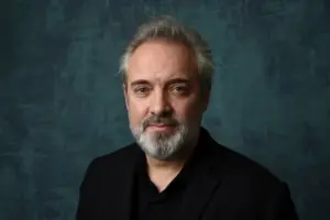 Sam Mendes rueda en España la tetralogía de los Beatles: Barcelona, Palamós y Salou, plató de Hollywood