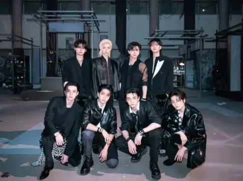 Stray Kids
