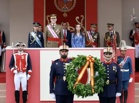 Un inicio accidentado para Felipe VI y las Fuerzas Armadas en Vigo | Fuente: Casa de S.M el Rey Un inicio accidentado para Felipe VI y las Fuerzas Armadas en Vigo