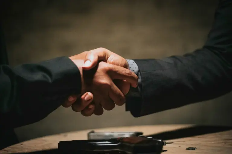 Accenture compra Whalar: la consultora se lanza al negocio de los creadores