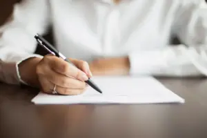 Inspección de Trabajo da un mes para regularizar contratos temporales y fijos discontinuos en fraude