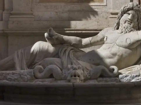 La verdadera razón por la que las estatuas romanas no tienen nariz (y no fue por culpa del paso del tiempo) La verdadera razón por la que las estatuas romanas no tienen nariz (y no fue por culpa del paso del tiempo)