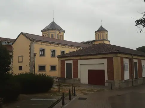 La increíble fuga de la cárcel de Segovia: cómo 29 presos burlaron al franquismo cavando un túnel con cucharas y paciencia La increíble fuga de la cárcel de Segovia: cómo 29 presos burlaron al franquismo cavando un túnel con cucharas y paciencia