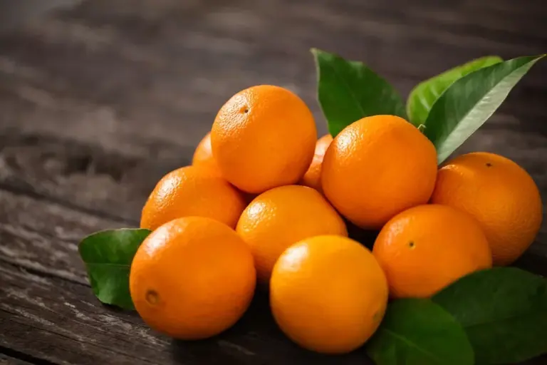 Jaume Fontanals, médico: “El zumo de naranja no es saludable; 250 ml tienen seis cucharadas de azúcar”