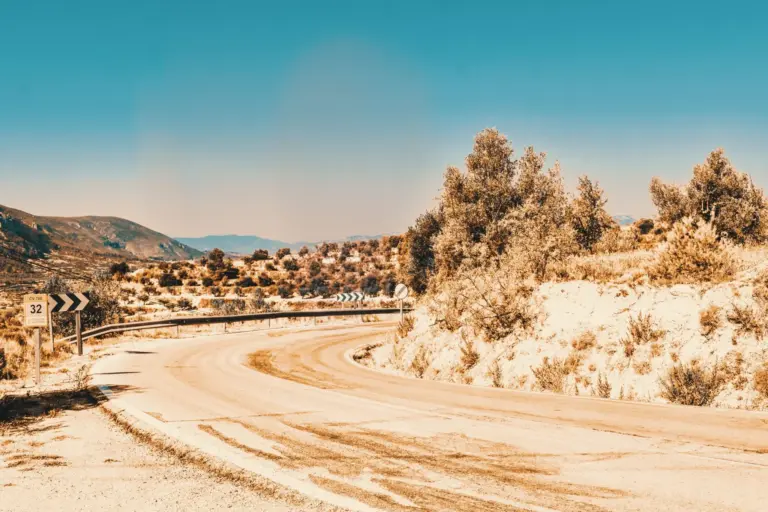 Ola de calor 2026: AEMET activa alertas por temperaturas récord que superan los 40 grados y duran todo el fin de semana