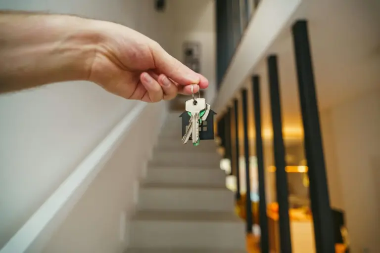 La UCA desarrolla un sistema inteligente que hace a tu vivienda autosuficiente eléctrica un tercio del año