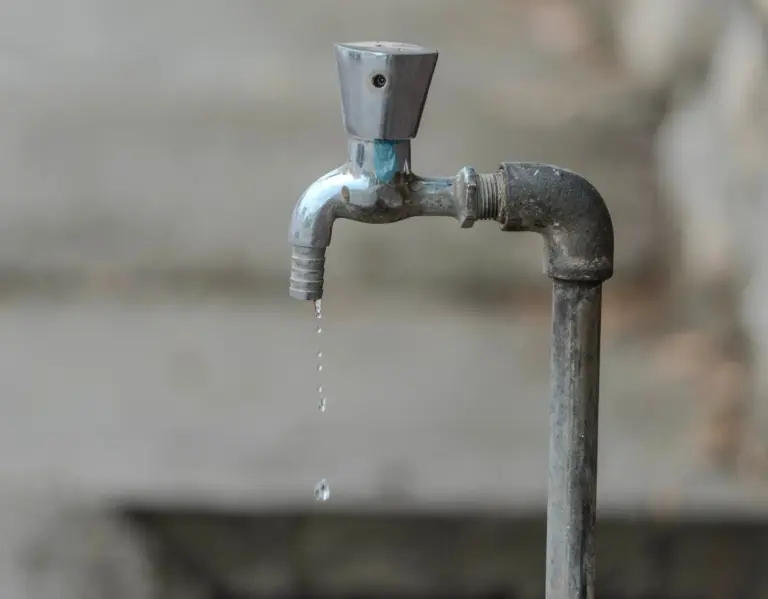 Restricciones de agua en Segovia: desde mañana y con alerta de corte total en El Espinar