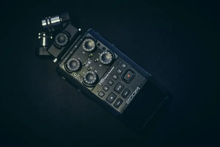 Roland GO:Mixer Studio: graba podcasts y directos con este mini mezclador portátil