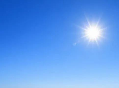 Una tormenta solar masiva golpeará la Tierra este fin de semana y provocará este inesperado efecto en los cielos de España Una tormenta solar masiva golpeará la Tierra este fin de semana y provocará este inesperado efecto en los cielos de España